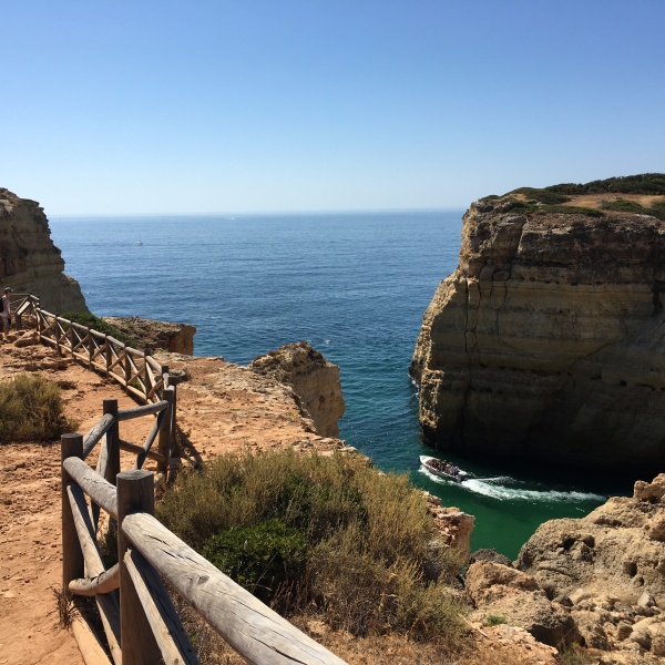Clifftop trail with ocean views in Algarve